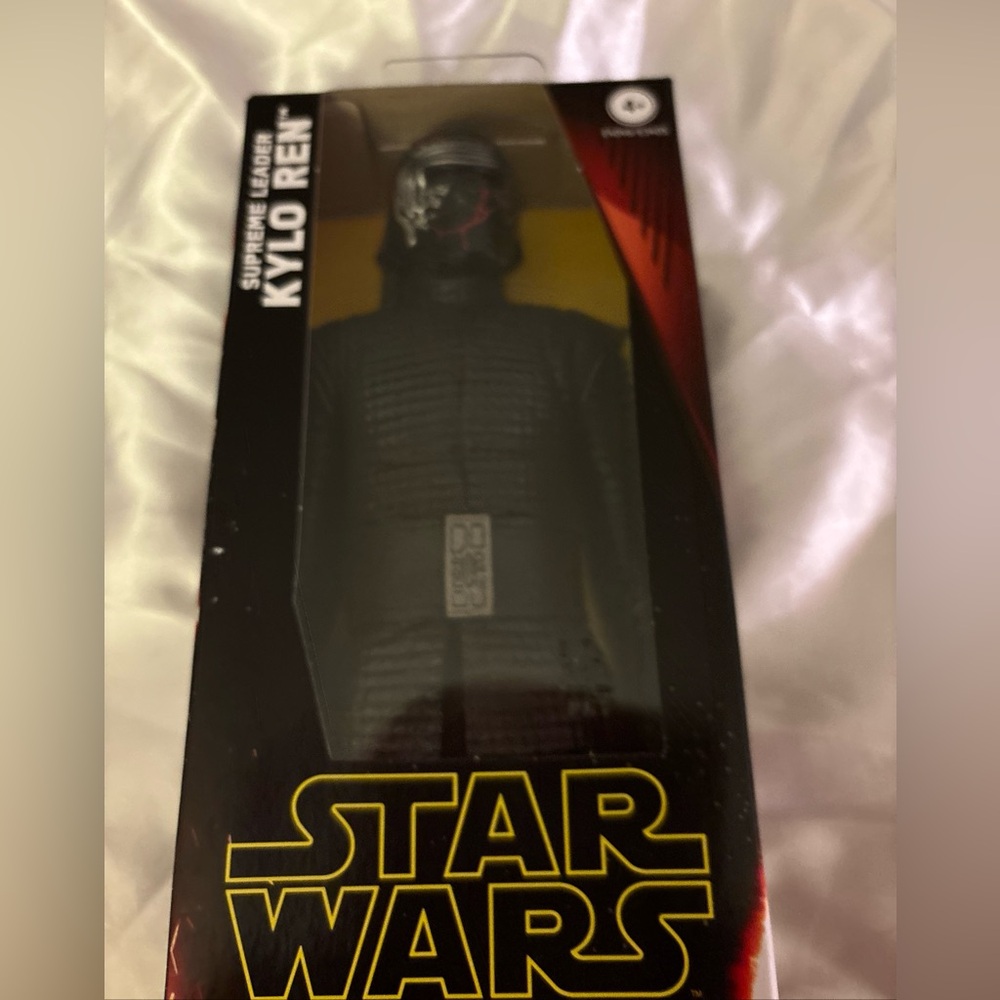 Star Wars The Rise Of Sky Walker Supreme Leader Kylo Ren NOS Sealed